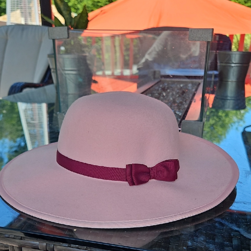 Janie and Jack Pink and Red Wide-Brim Hat Suze 2T- 3tlT